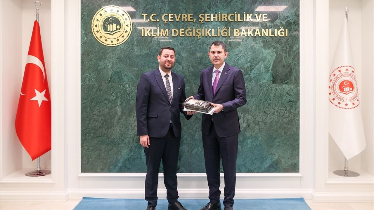 Samandağ Belediye Başkanı Emrah Karaçay, Bakan Murat Kurum'a Teşekkür Ziyaretinde Bulundu