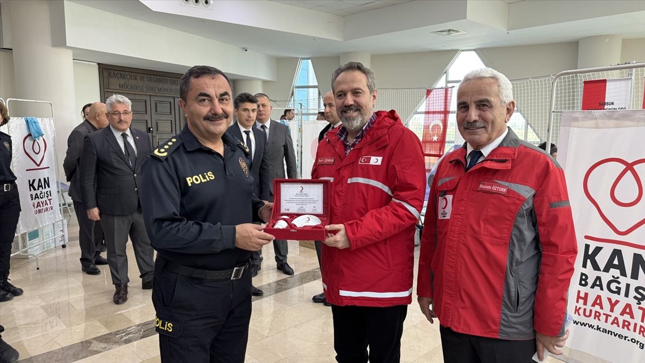 Samsun'da 155 Emniyet Personeli, Polis Haftası'nda Kan Bağışında Bulundu