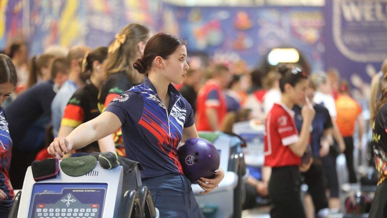 Samsun'da Gençler Avrupa Bowling Şampiyonası'nda Çift Kadınlar Finali Sonuçlandı