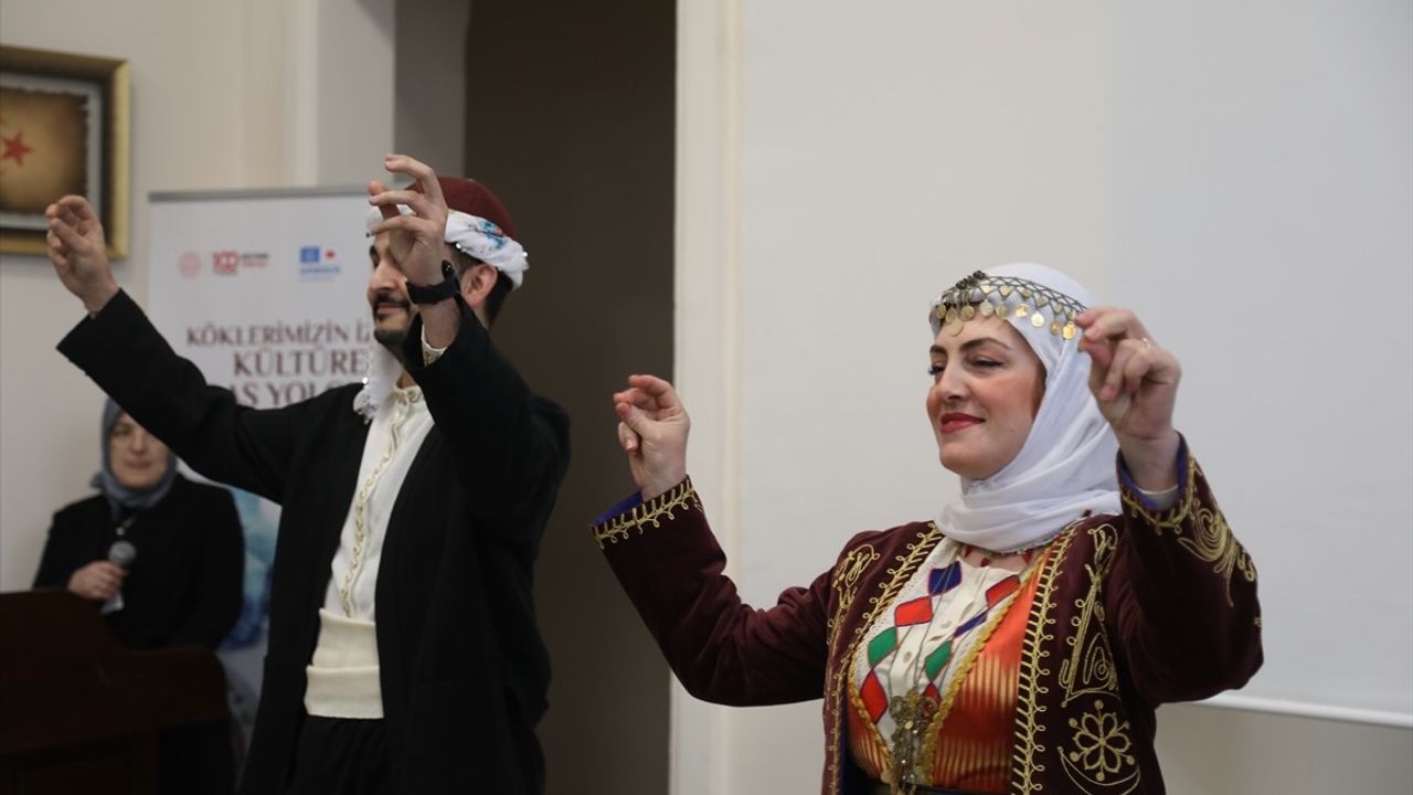 Samsun'da 'Köklerimizin İzinde Kültürel Miras Yolculuğu' Etkinliği Düzenlendi