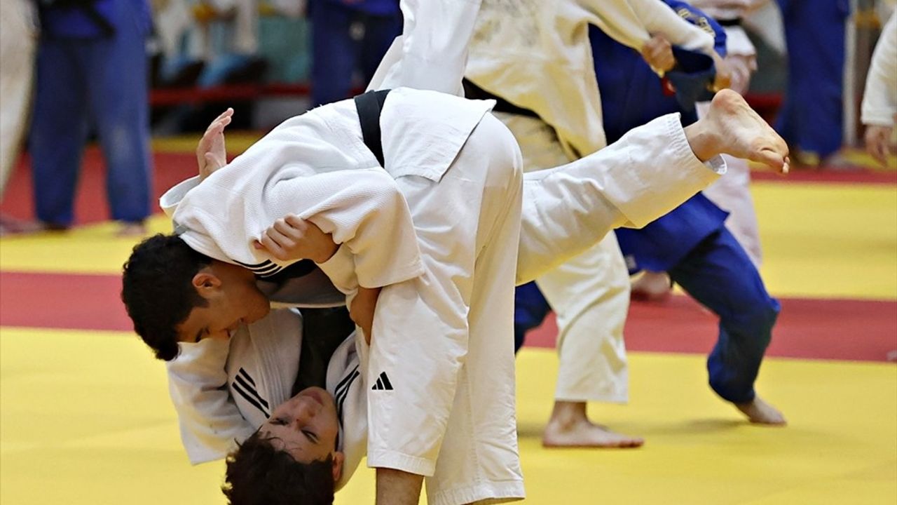 Samsun'daki Judocular, Ulusal ve Uluslararası Müsabakalara Hazırlanıyor