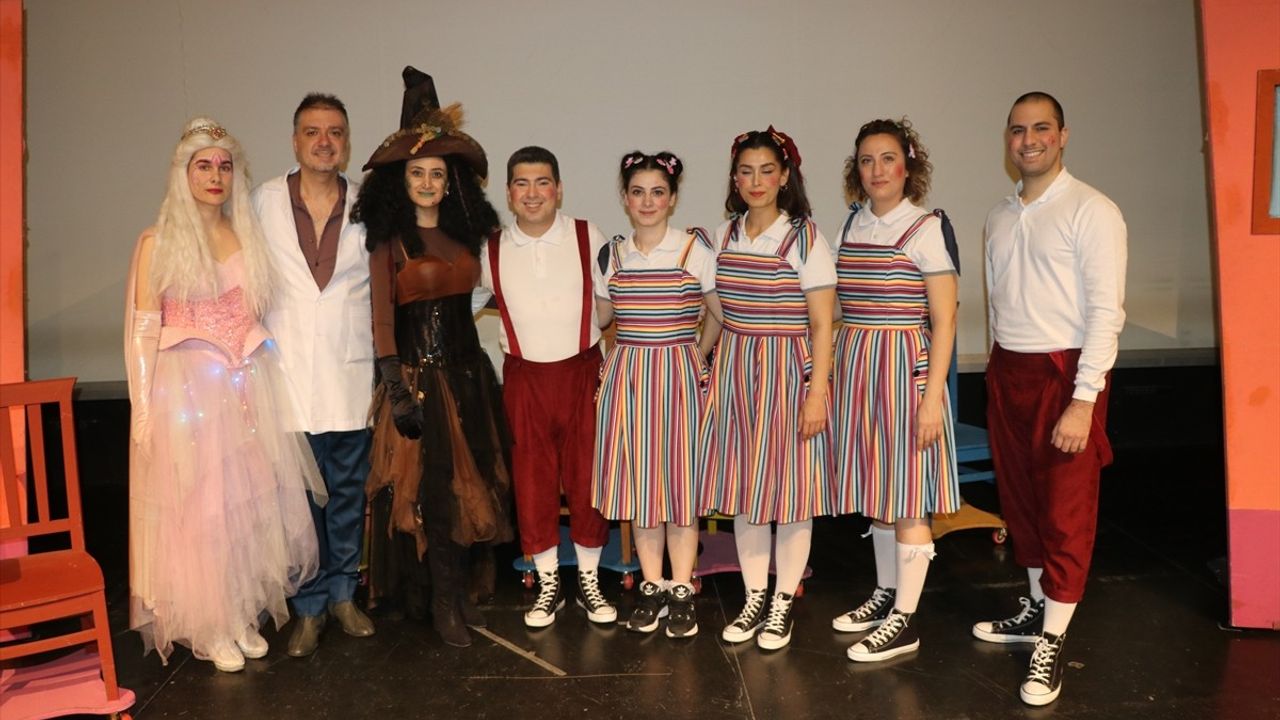 Samsun Devlet Opera ve Balesi, Amasya’da “Okulumuz Orman” Oyununu Sahneledi