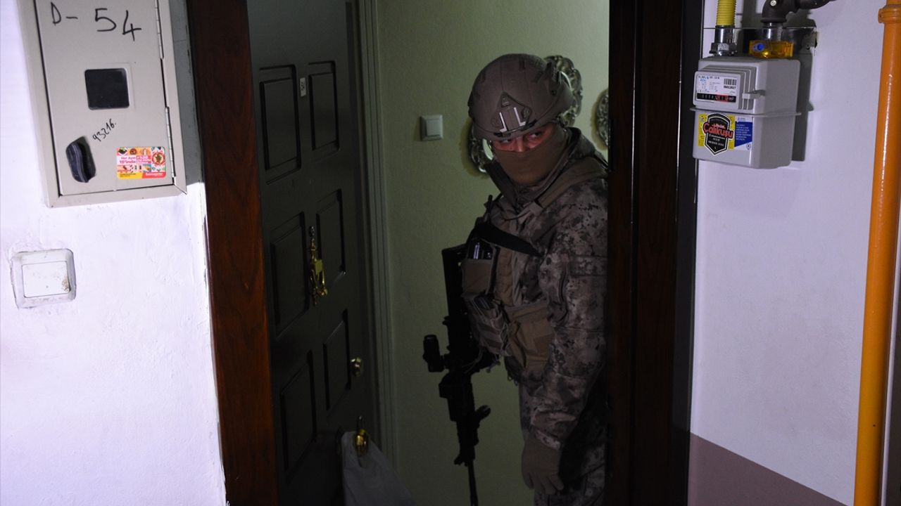 Samsun Merkezli 18 İl'de Change Araç Operasyonu: 50 Şüpheli Yakalandı