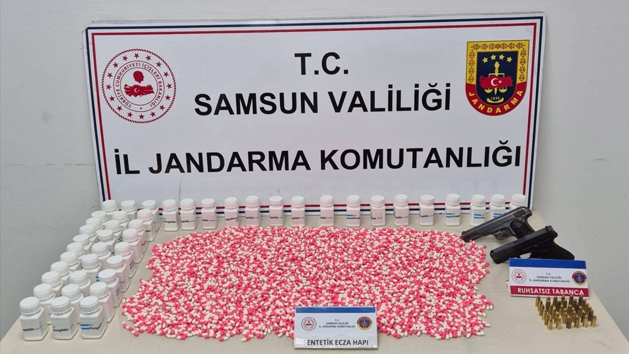 Samsun'un Canik İlçesinde Uyuşturucu Operasyonu: İki Zanlı Gözaltında