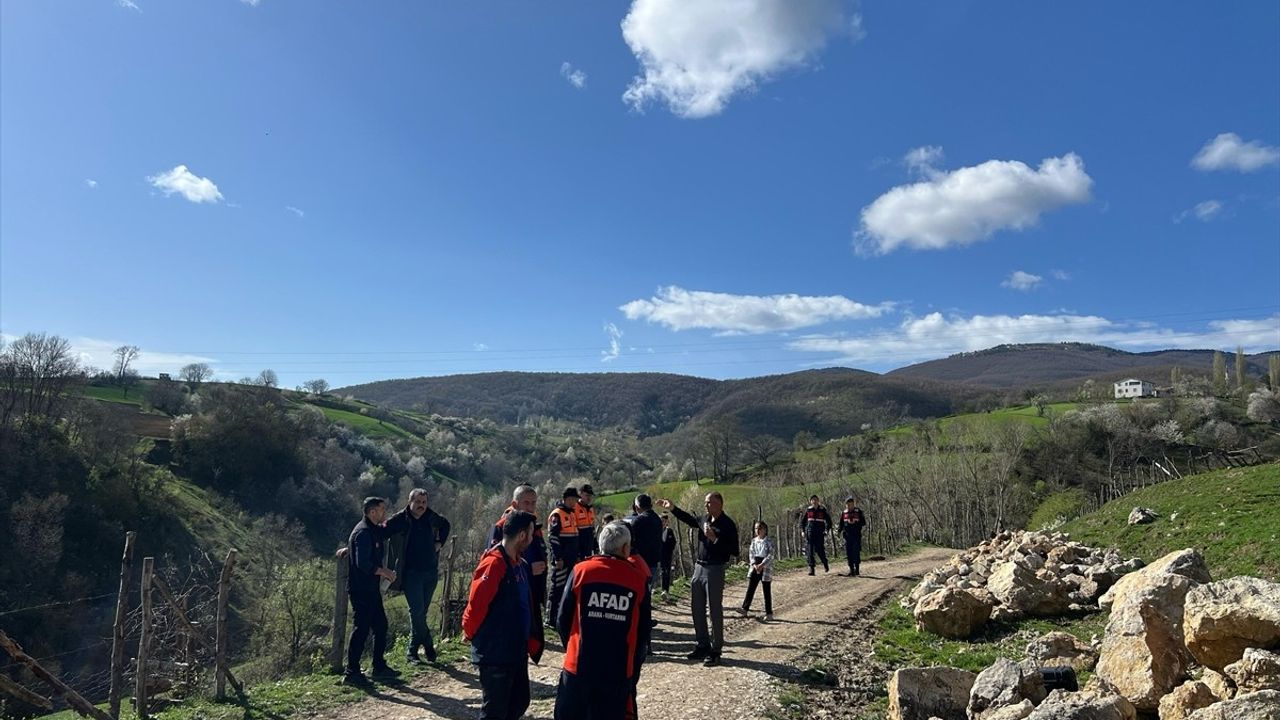 Samsun'un Vezirköprü İlçesinde Kayıp 73 Yaşındaki Ahmet Kurt'a Ulaşılamıyor