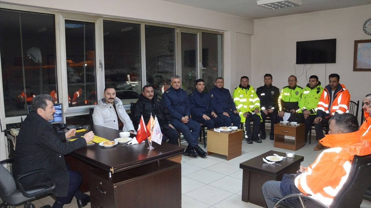 Samsun Valisi Orhan Tavlı, Samsun-Ankara Kara Yolunda İncelemelerde Bulundu