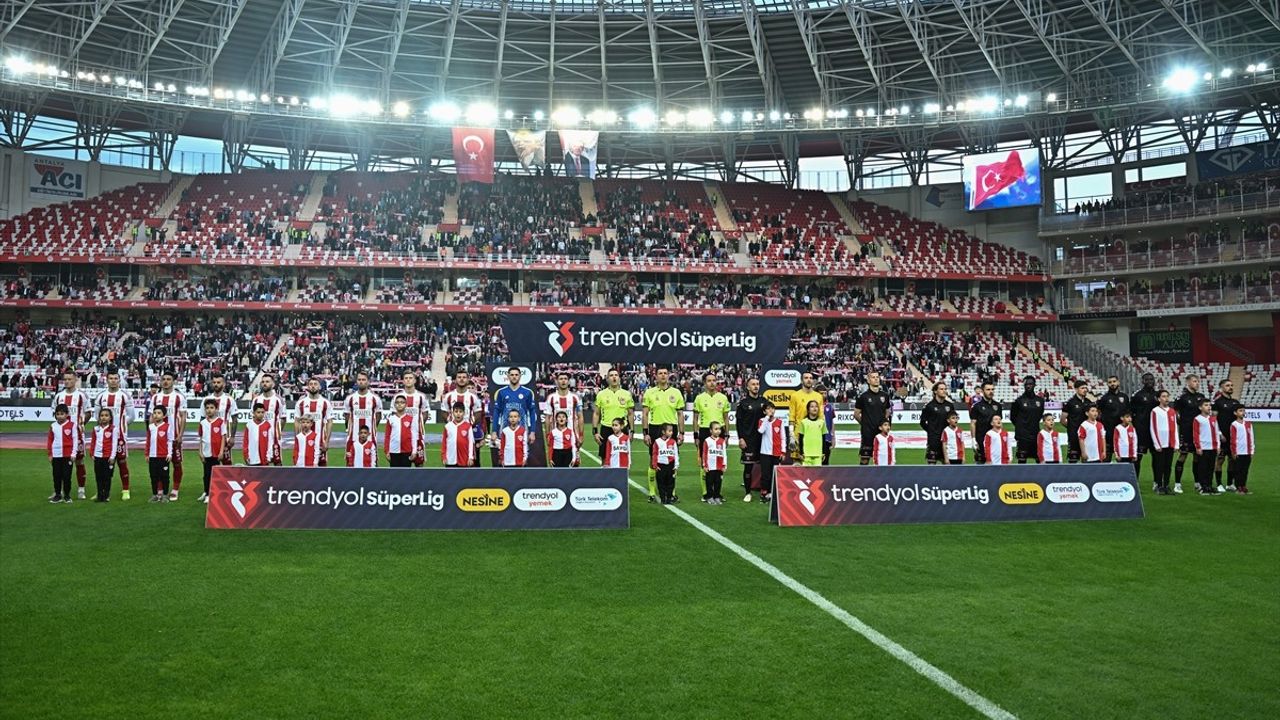 Samsunspor Teknik Direktörü Thomas Reis, Antalyaspor Maçını Değerlendirdi