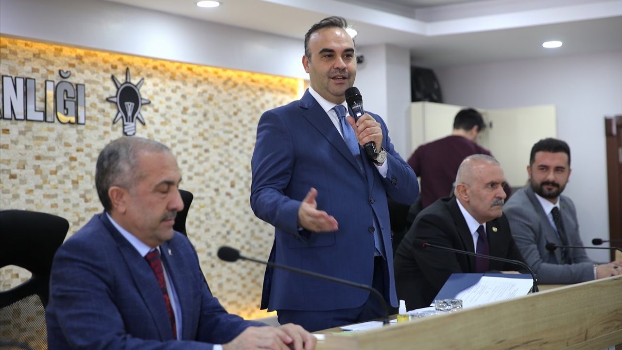 Sanayi ve Teknoloji Bakanı Kacır, Van'daki Ziyaretinde Uzay Teknolojilerine Dikkat Çekti
