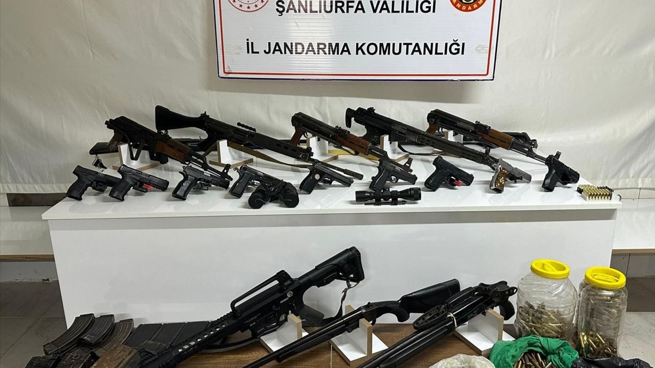 Şanlıurfa'da Silah Kaçakçılığı Operasyonu: 22 Şüpheli Gözaltında