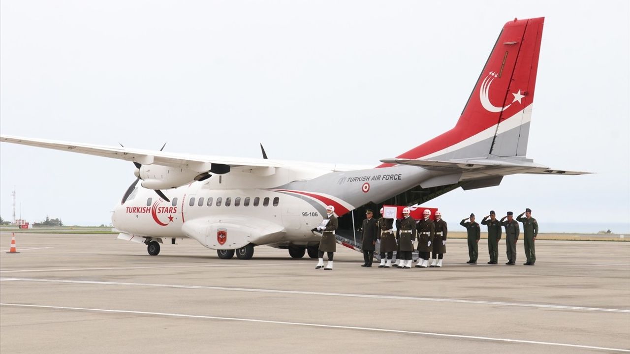 Şehit Piyade Uzman Onbaşı Berat Mecit Day, Trabzon'da Uğurlandı