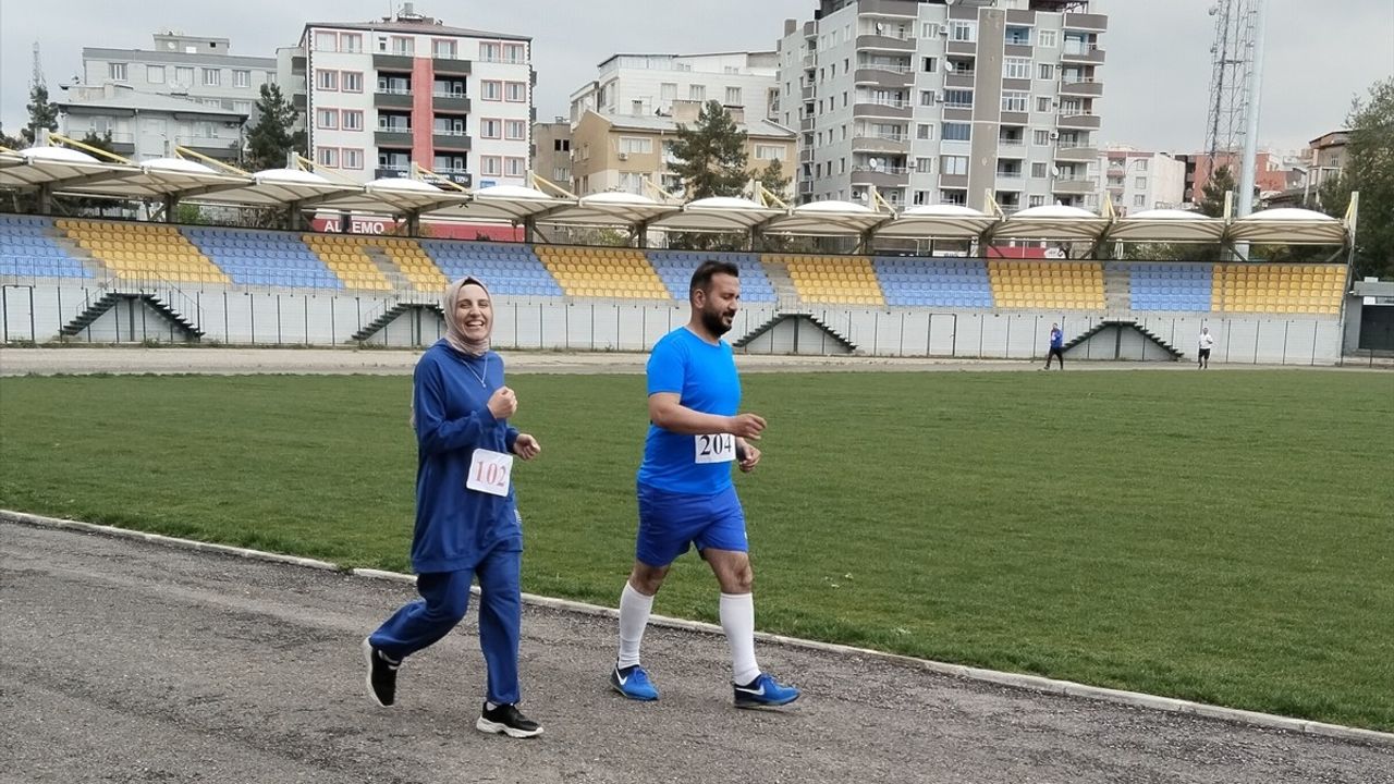 Siirt'te 53. Postacı Yürüyüş Yarışması'nın Bölge Seçmeleri Yapıldı