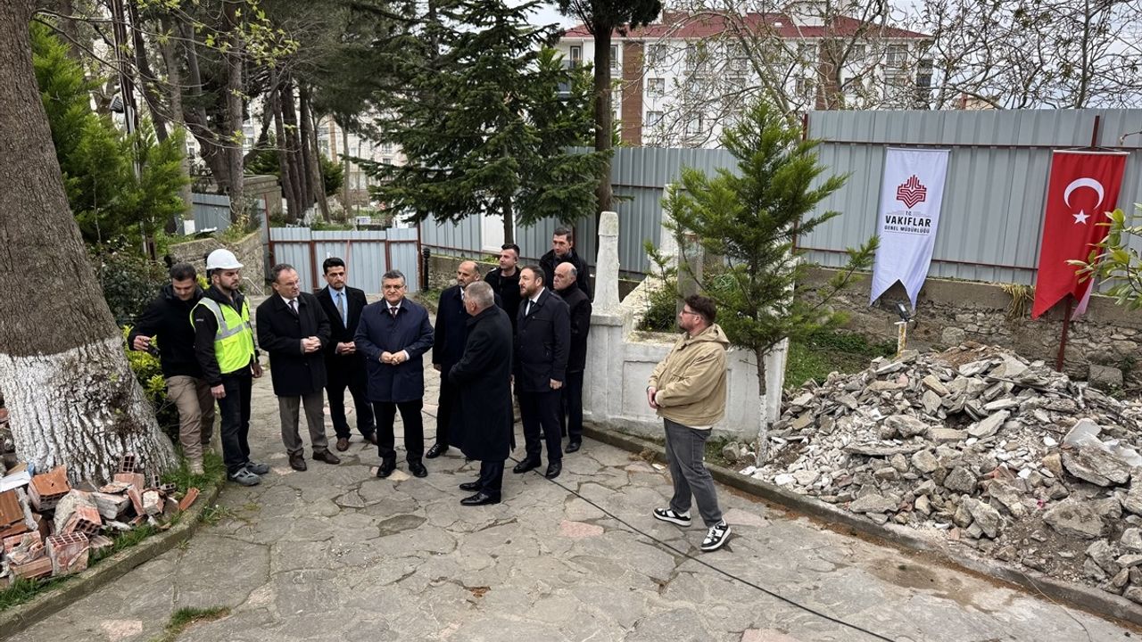 Sinop'ta 675 Yıllık Hatunlar Türbesi Restorasyon Çalışmaları Başladı