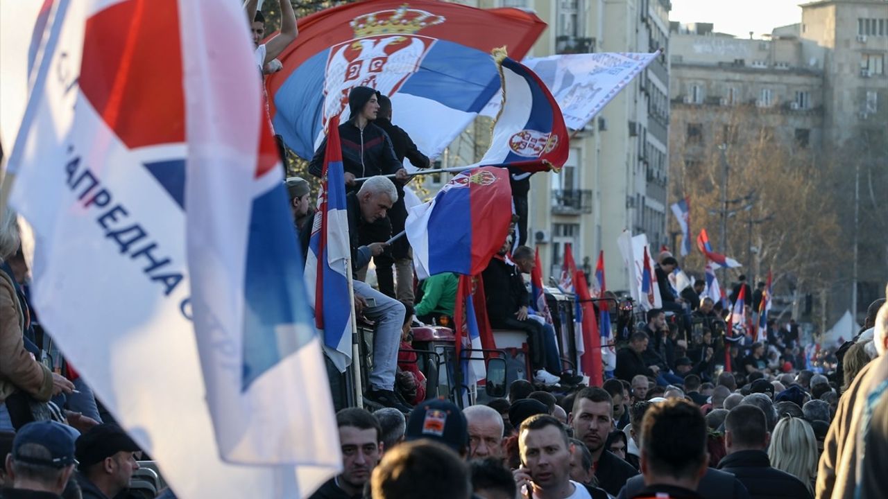 Sırbistan Cumhurbaşkanı Vucic, Yeni Hareketi Duyurdu