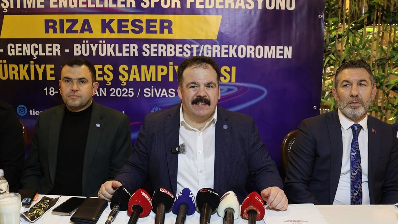 Sivas, İşitme Engelliler Türkiye Güreş Şampiyonası'na Hazırlanıyor