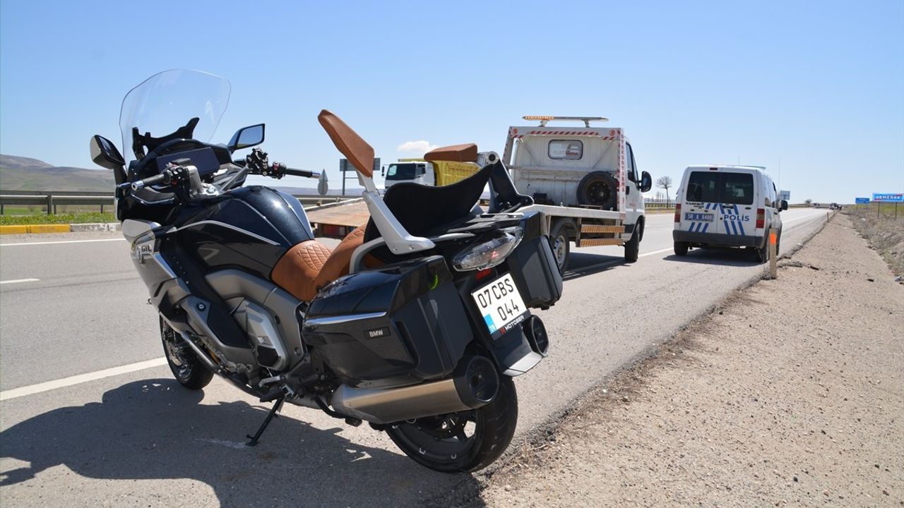 Sivas'ta Motosiklet Kazası: Sürücü Hayatını Kaybetti