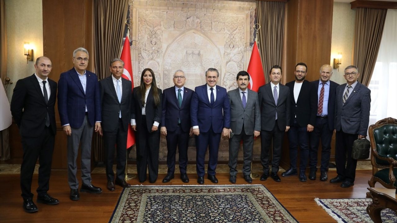 Sivas'ta Sağlık ve Termal Turizm Değerlendirme Toplantısı Yapıldı