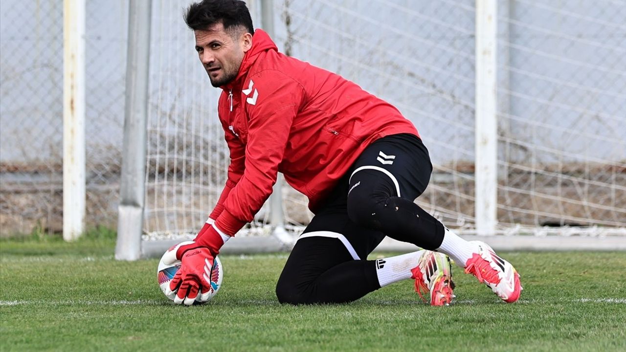 Sivasspor, Antalyaspor Maçına Hazırlıklarını Sürdürüyor