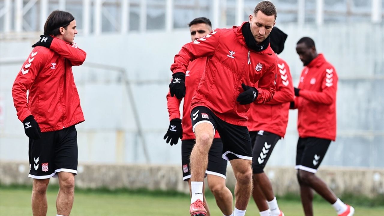 Sivasspor, Kasımpaşa Maçına Hazırlıklarını Sürdürüyor