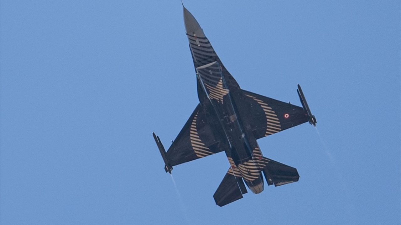 SOLOTÜRK, Erzurum'da Prova Uçuşu Gerçekleştirdi