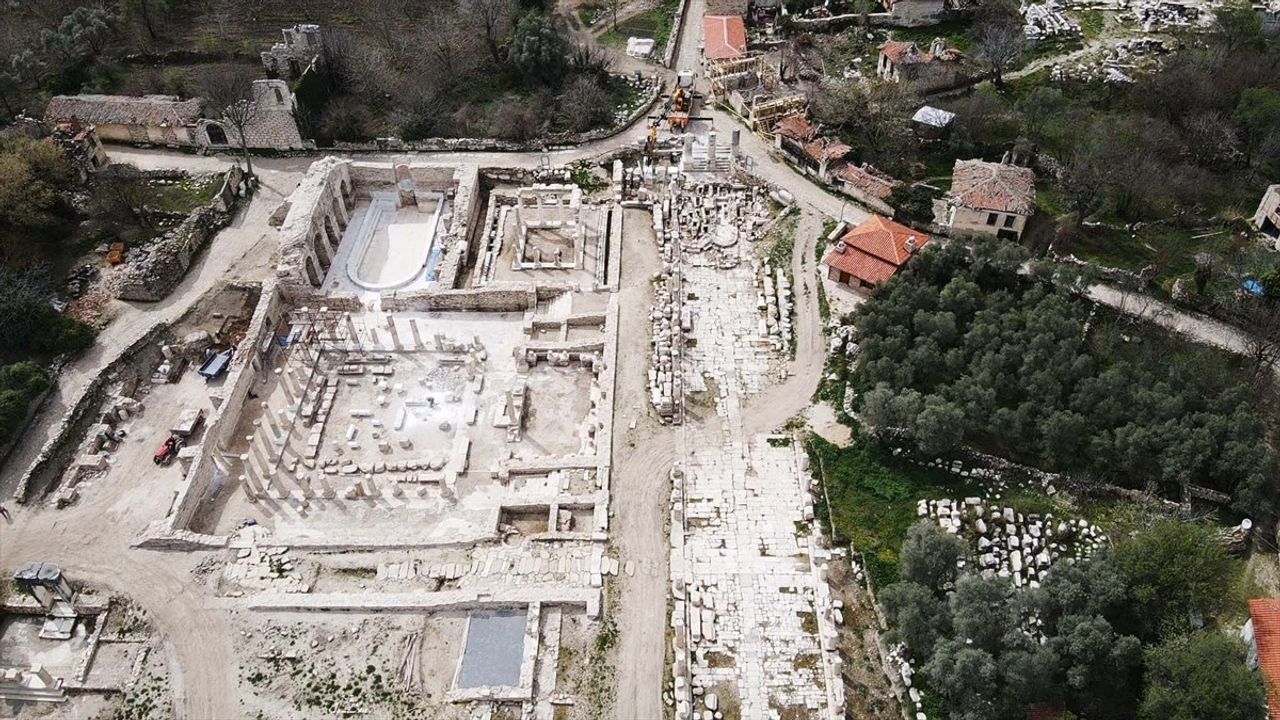 Stratonikeia Antik Kenti, Ramazan Bayramı'nda Tarihi Ziyaretçilerini Ağırladı