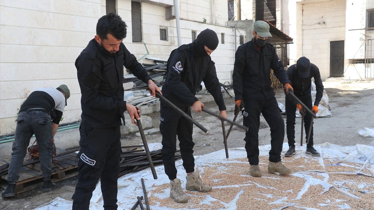 Suriye'de 4 Milyon Captagon Hap Ele Geçirildi