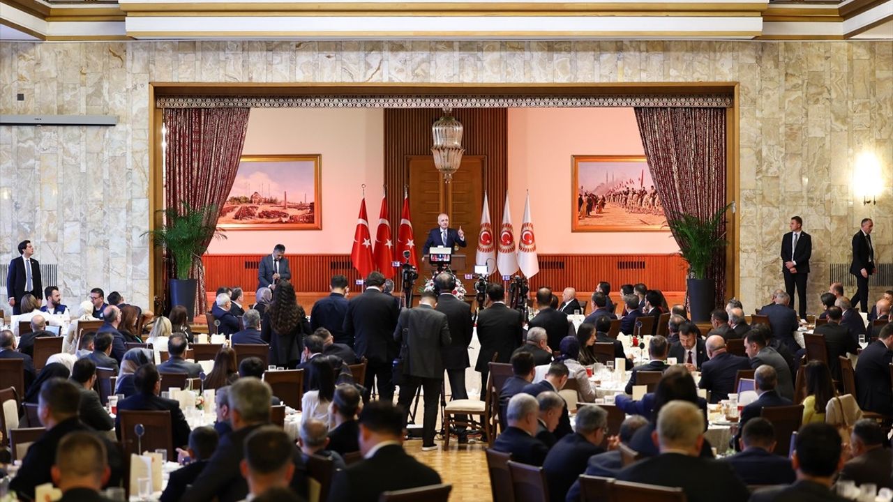 TBMM Başkanı Kurtulmuş: Emeğin Hakkını Korumak Ekonomik İstikrarın Temelidir