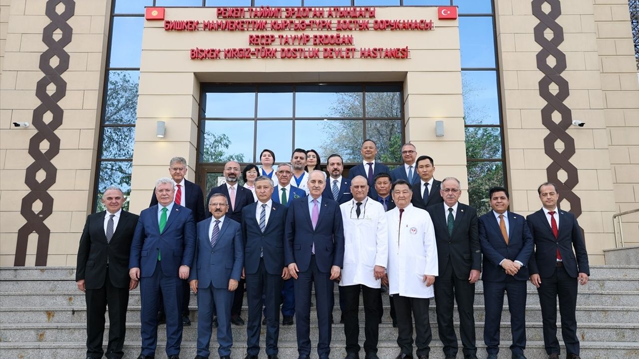 TBMM Başkanı Numan Kurtulmuş, Bişkek'te Kırgız-Türk Dostluk Hastanesi'ni Ziyaret Etti