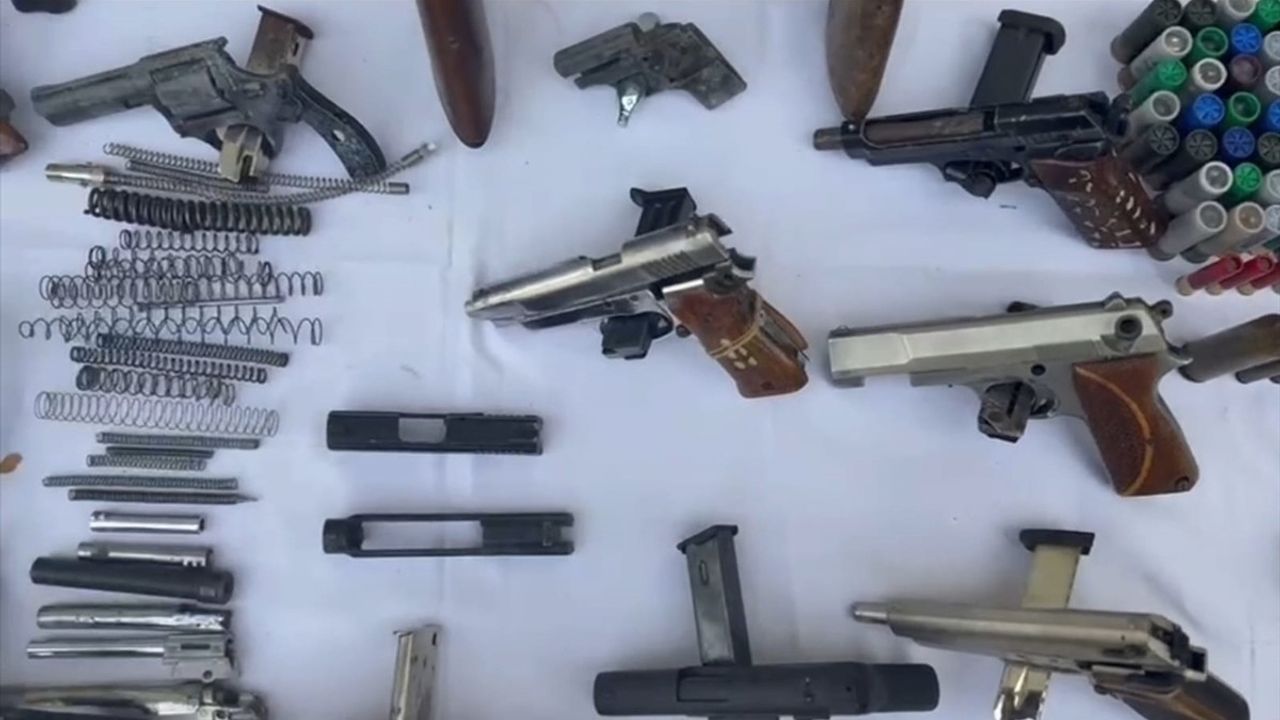 Tekirdağ'da 19 Ruhsatsız Tabanca Ele Geçirildi