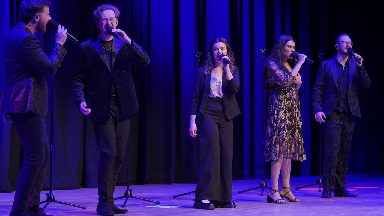 The Swingles Grubu, İstanbul'da Unutulmaz Bir Konser Verdi