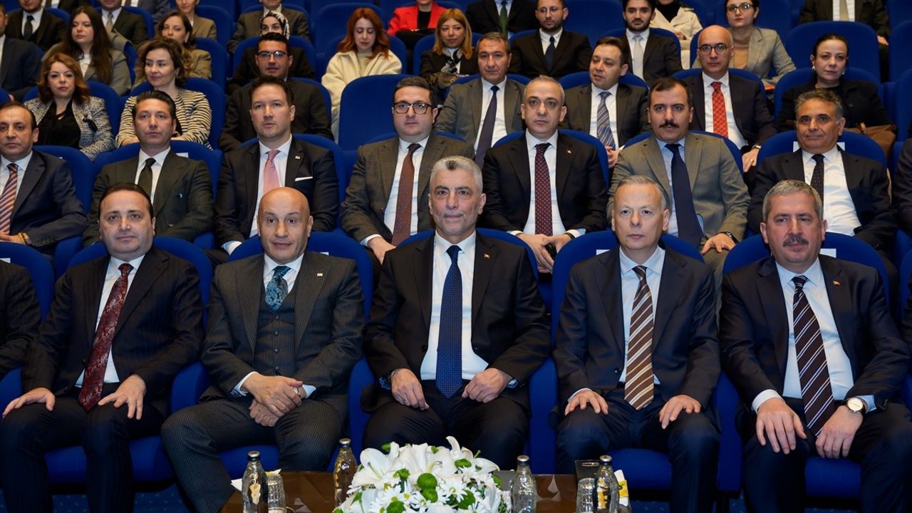 Ticaret Bakanı Bolat, Mart Dış Ticaret Verilerini Açıkladı