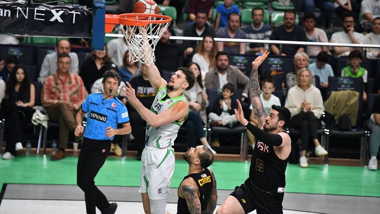 TOFAŞ, Mersin Spor'u 87-65 ile Geçti