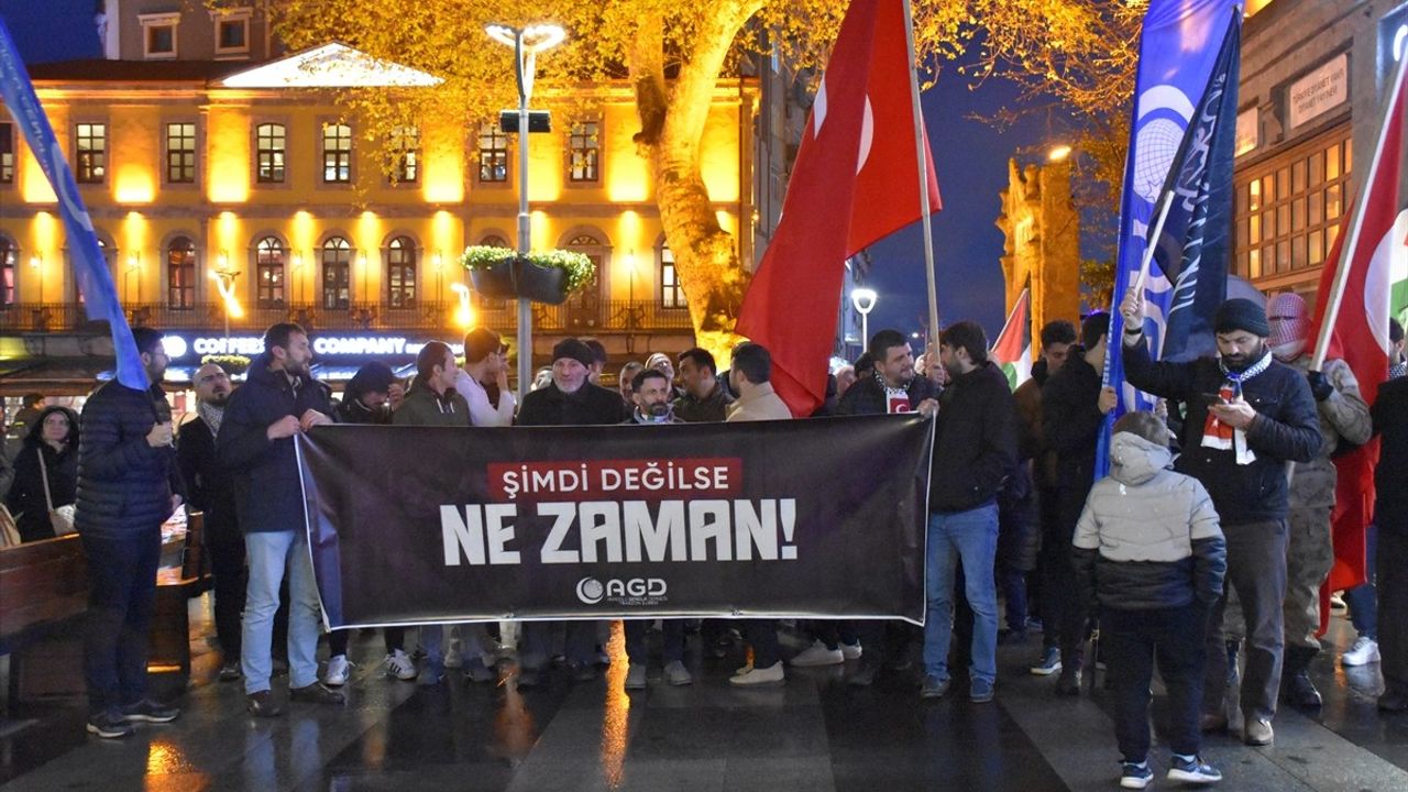 Trabzon'da İsrail’in Filistin'e Yönelik Saldırıları Protesto Edildi
