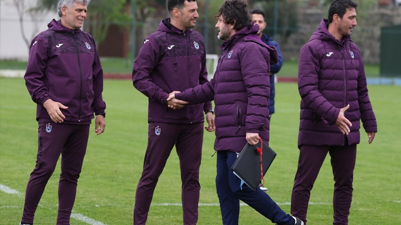 Trabzonspor, 19 Yaş Altı Takımı Antrenmanını Ziyaret Etti