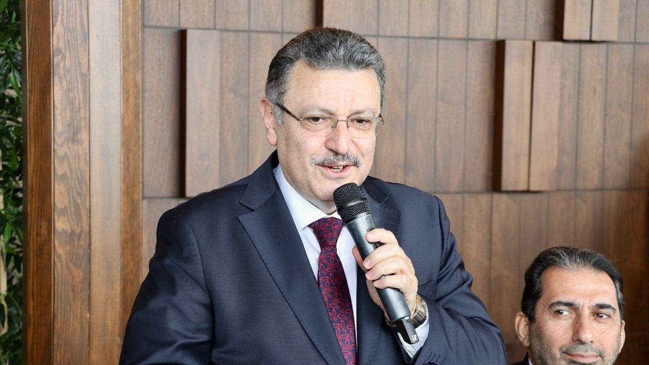 Trabzonspor 19 Yaş Altı Takımı'nın Şehir Turu ve Destek Buluşmaları