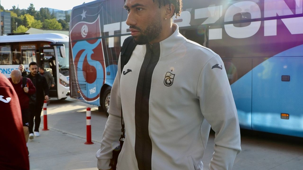 Trabzonspor, Adana Demirspor Maçı İçin Adana'ya Gitti