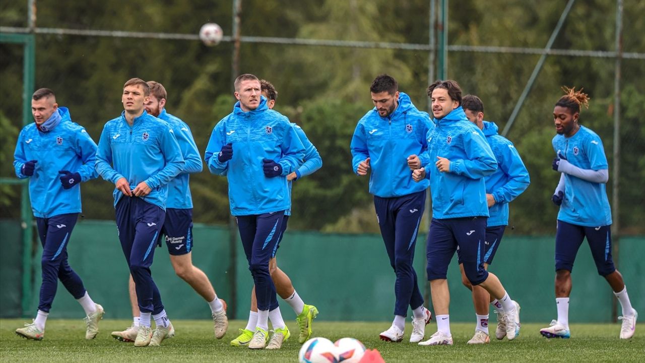 Trabzonspor Çaykur Rizespor Maçına Hazırlanıyor