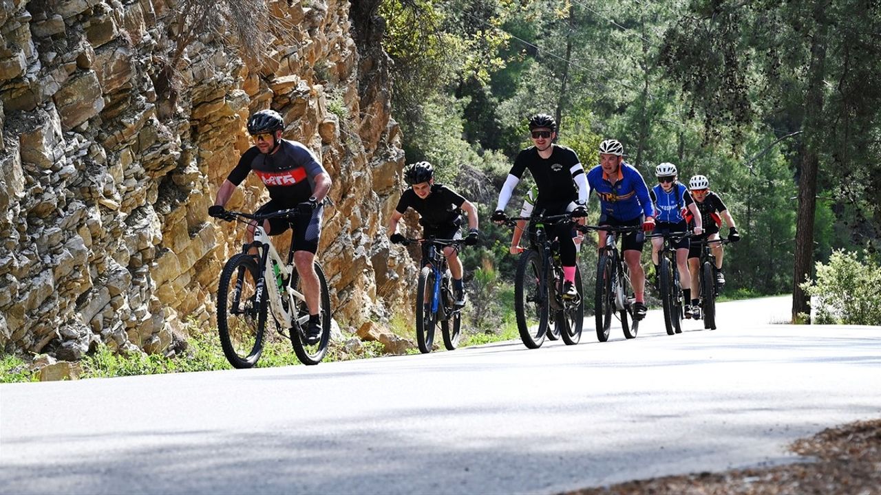 Trans Taurus Dağ Bisikleti Etap Yarışları'nın İlk Günü Tamamlandı