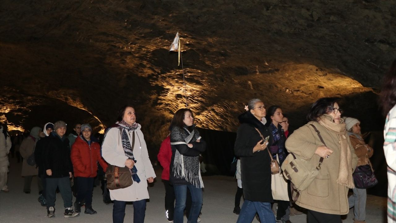 Turistik Tuz Ekspresi Çankırı'da Sezonu Açtı