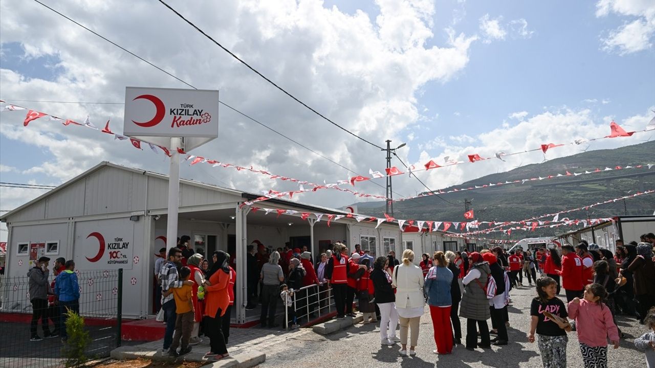 Türk Kızılay, Nurdağı'nda 100. Yıl Kütüphanesi Açtı