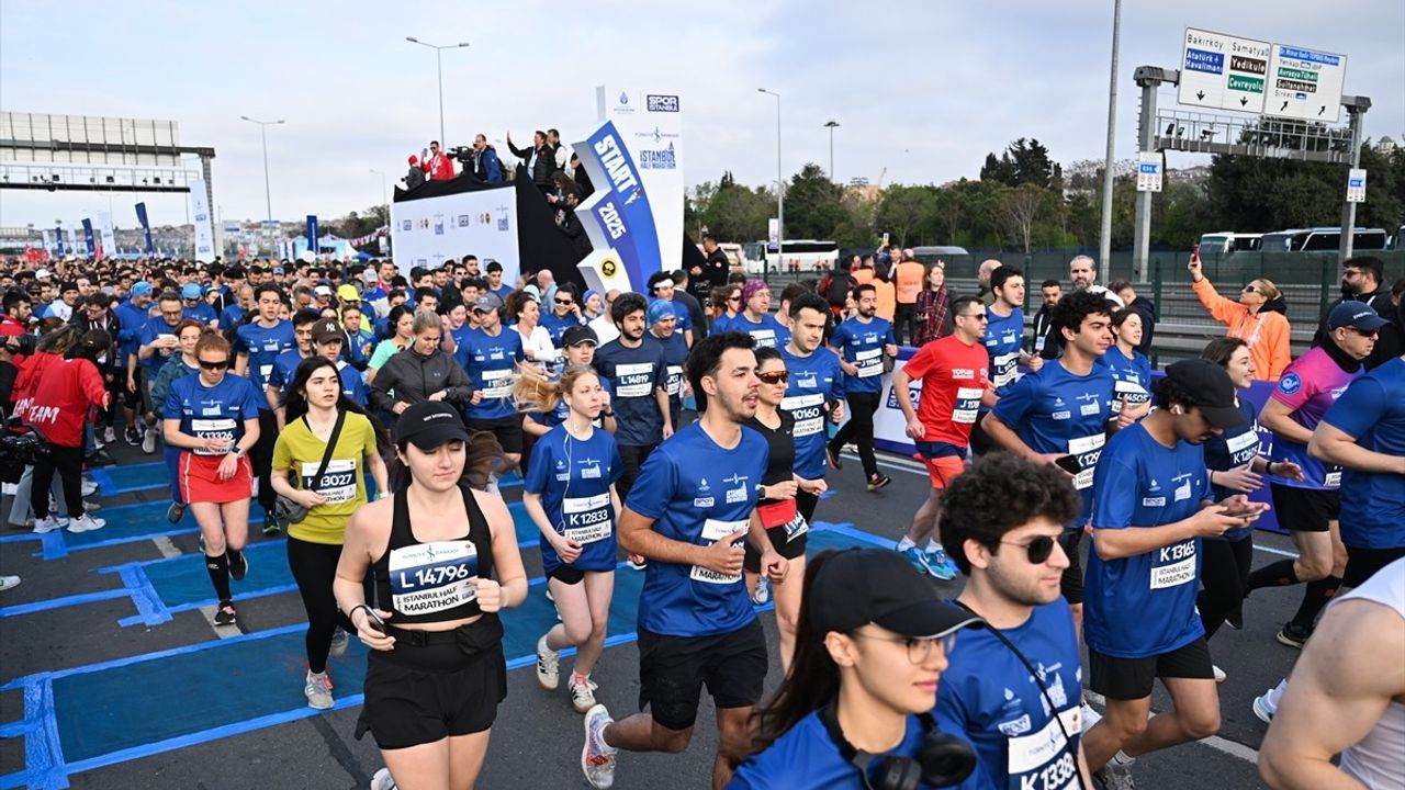 Türkiye İş Bankası 20. İstanbul Yarı Maratonu Başladı