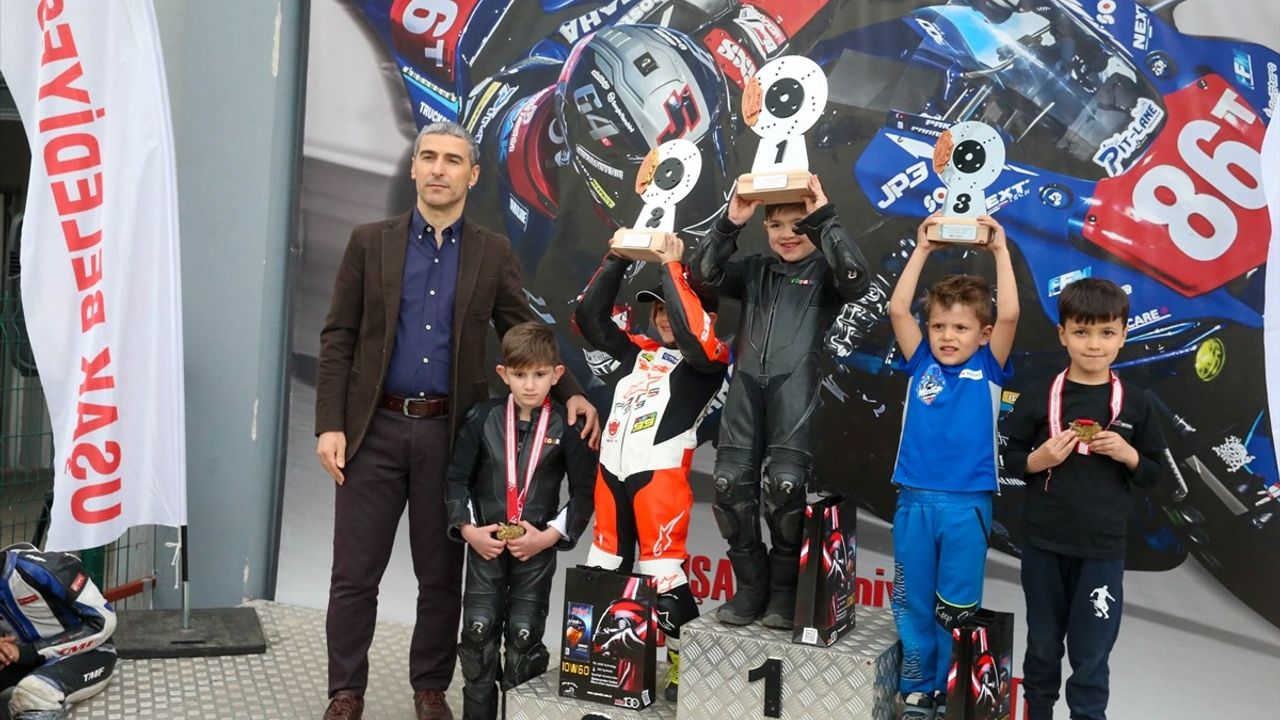 Türkiye Süpermoto Şampiyonası İlk Ayak Yarışları Uşak'ta Gerçekleşti