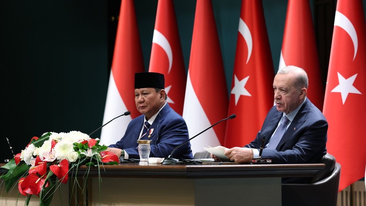 Türkiye ve Endonezya Arasında 3 Anlaşma İmzalandı