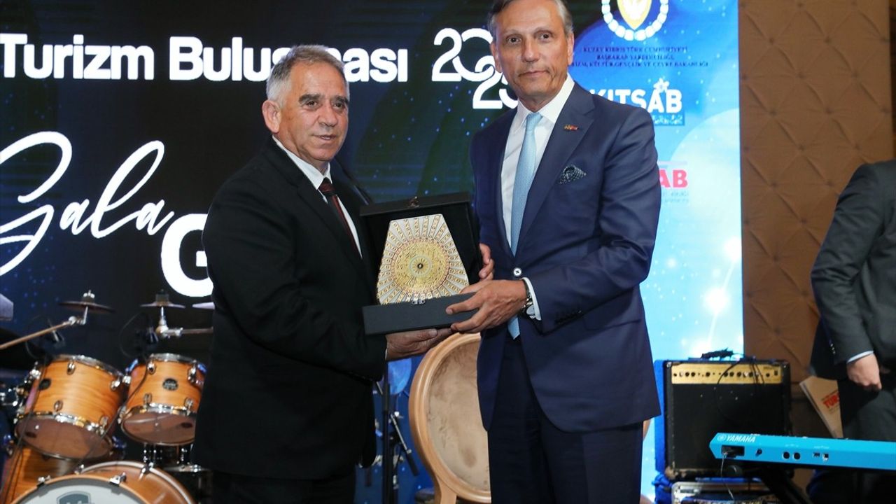 TÜRSAB ve KITSAB, KKTC'de Turizm Tanıtım Etkinliği Düzenledi