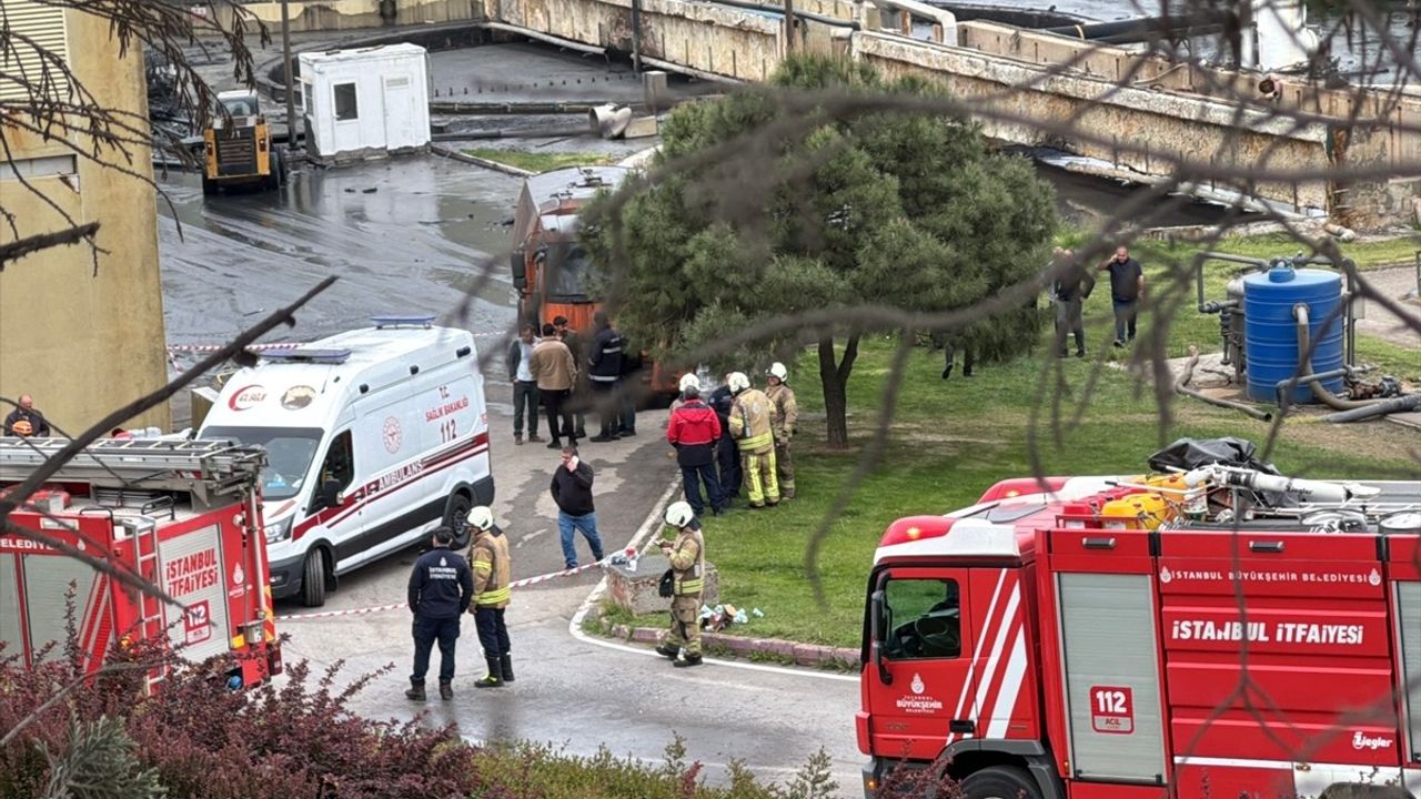 Tuzla Deri Organize Sanayi Bölgesi'nde Depolama Tankında Patlama: 5 Yaralı