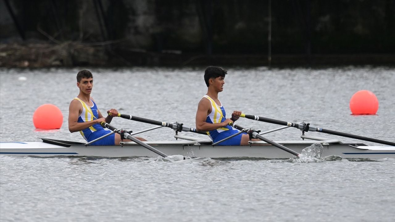 Uluslararası Meriç Kürek Yarışları'nda Son Gün Müsabakaları Başladı