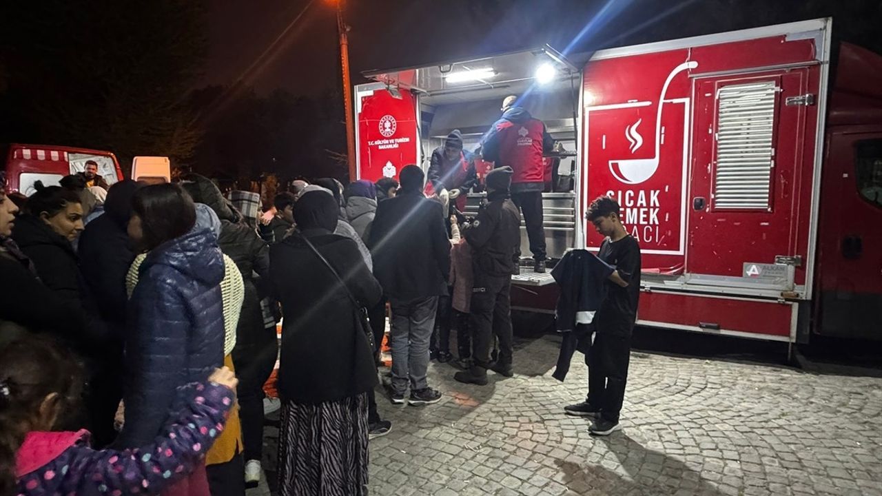 Vakıflar Genel Müdürlüğü, İstanbul'da Gece Boyunca İkramda Bulunacak