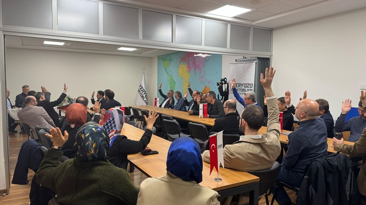 Yeryüzü Doktorları Derneği'nin Yeni Yönetim Kurulu Başkanı Prof. Dr. Ahmet Salduz Seçildi