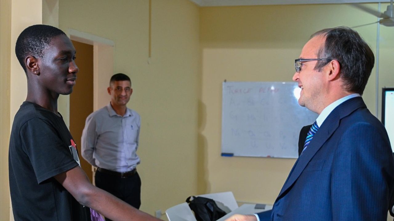 Yunus Emre Enstitüsü, Gambiya'da Türkçe Öğretimine Başladı