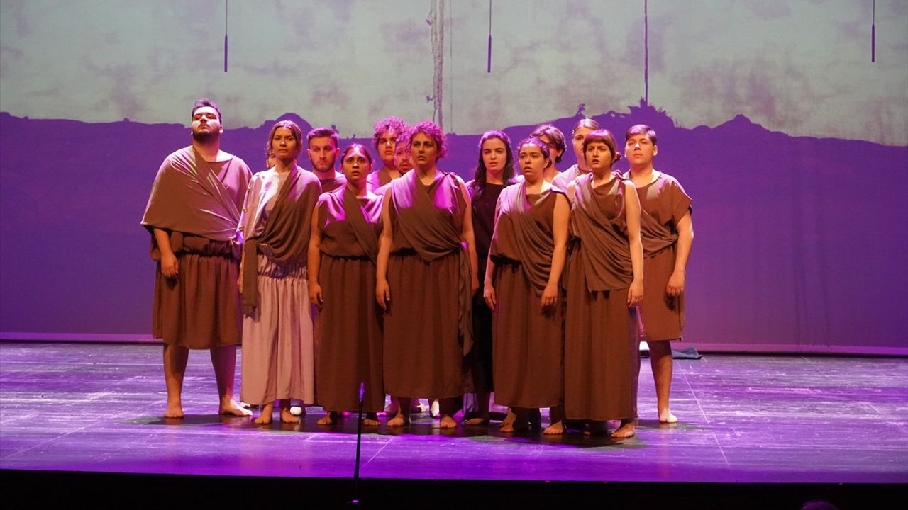 10. Roman Kahramanları İstanbul Edebiyat Festivali Tamamlandı