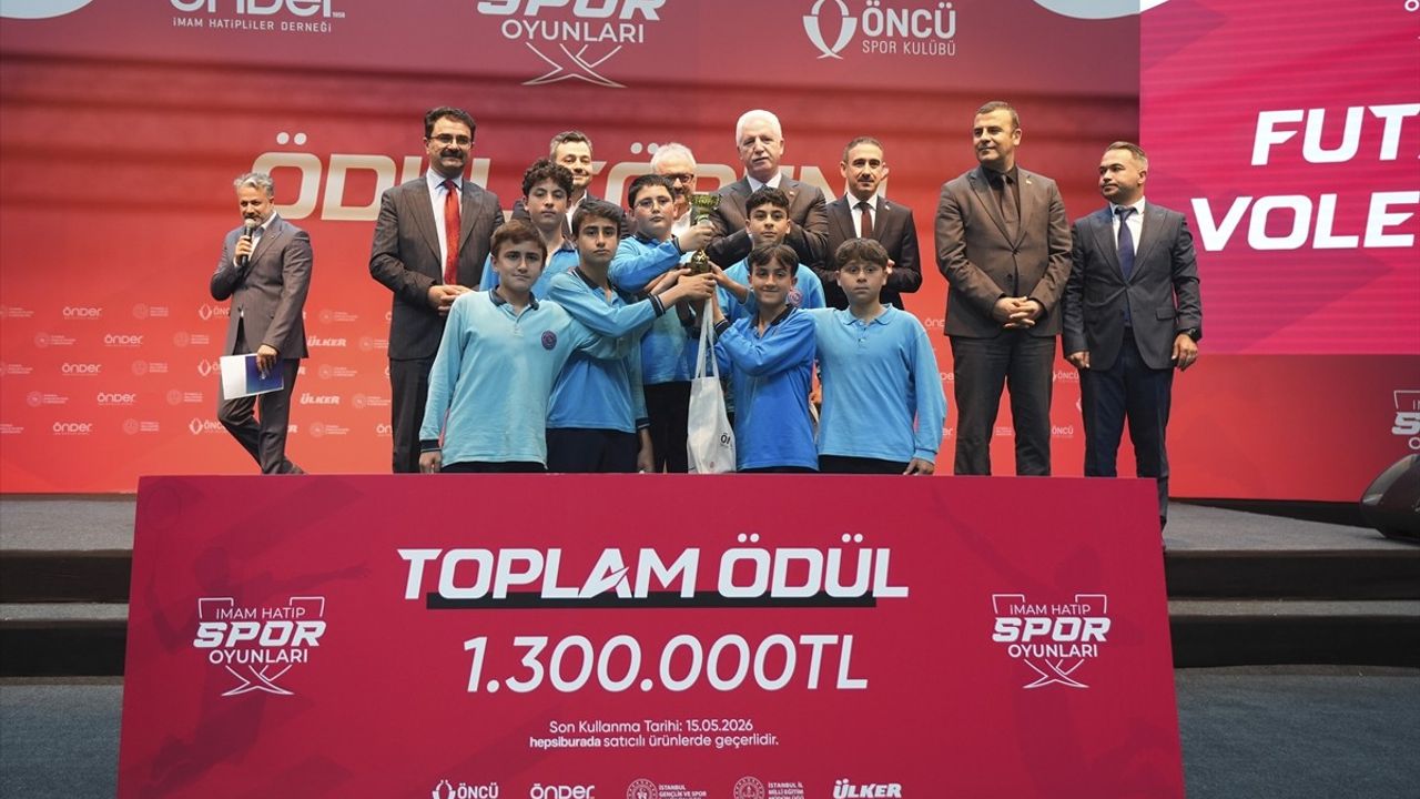 15. İmam Hatip Spor Oyunları Ödül Töreni İstanbul'da Gerçekleşti